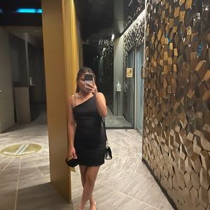 Forever 21 black dress